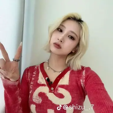Profile image of MOMOKA
