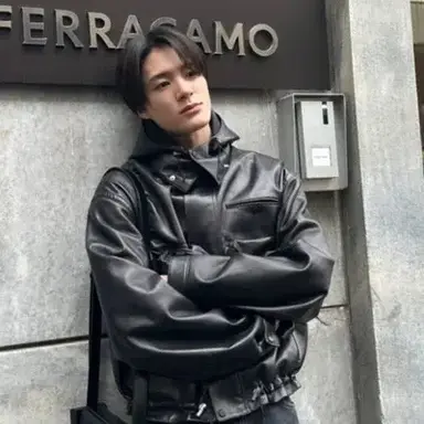 Profile image of Min-jun