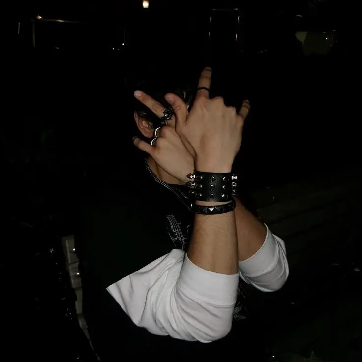 WornDiet6612의 The Feared Boy's Seat