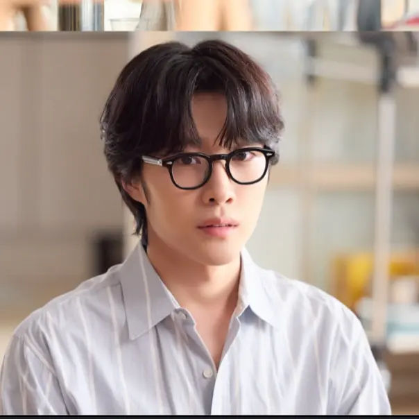 SkinnyCap3540의 윤민주