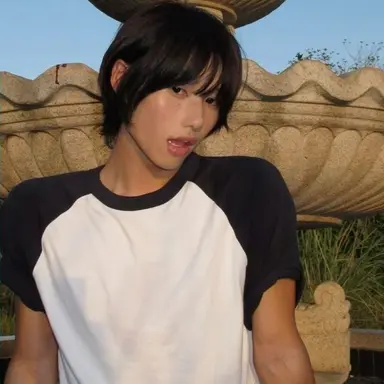 Profile image of Ren