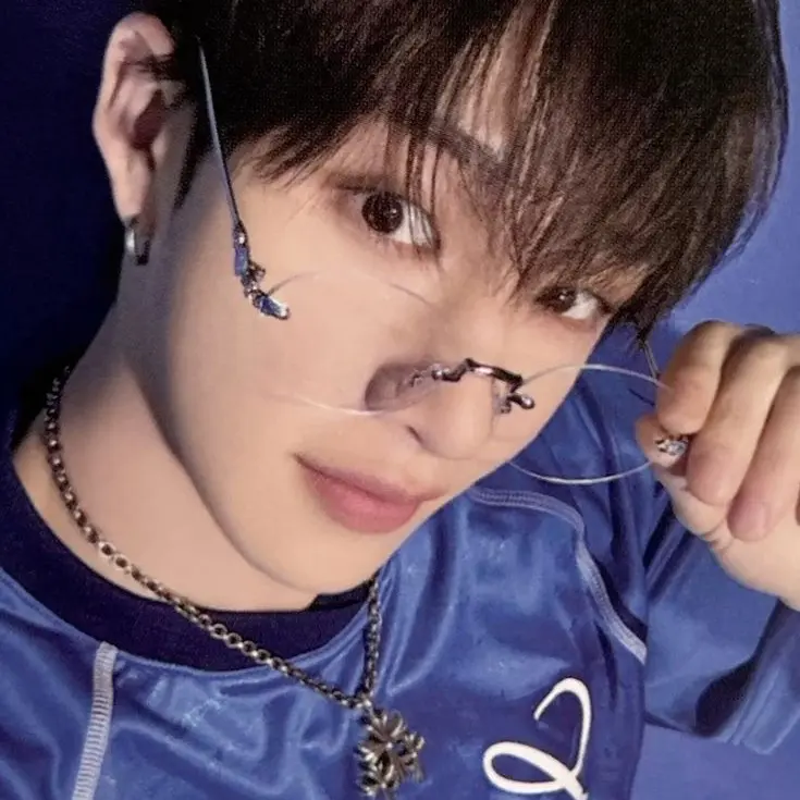 JollyPea1812의 SKZ—New touchy member!