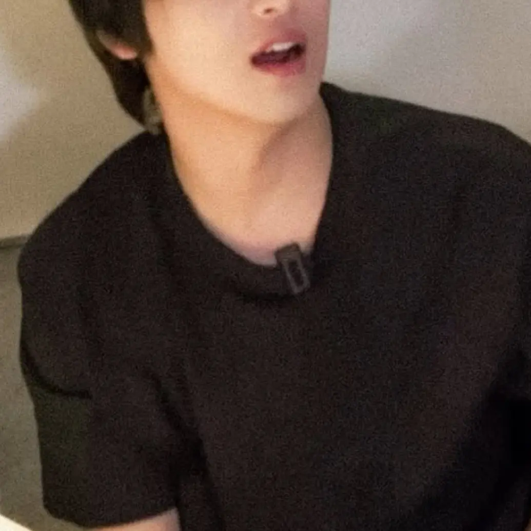 GlazedPhone6279의 이동혁