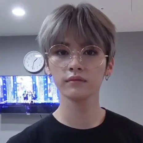 Hylou의 찐따 이민호