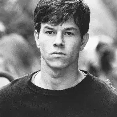 IdealBack9864의 Ethan Cole