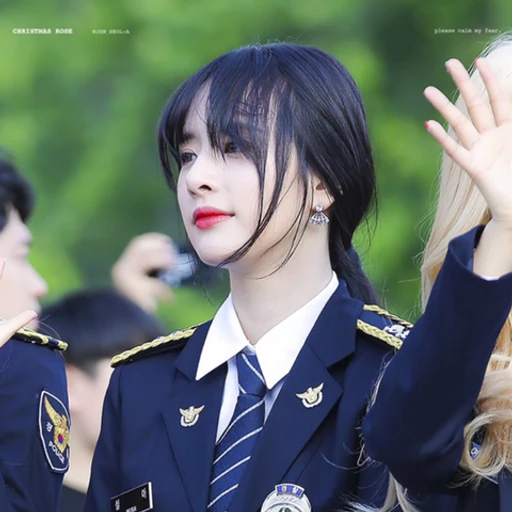 김현정