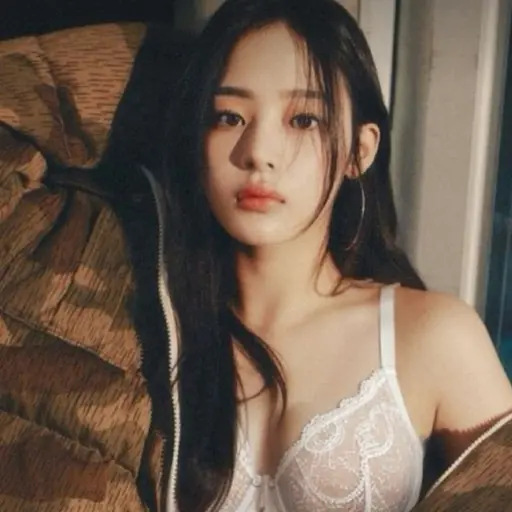 Karmiygaeuw1224의 김민지
