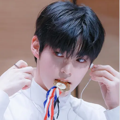 Sunghanbingirlfriend의 성한빈