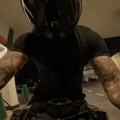 BrightCrane6987의 Biker - Caleb