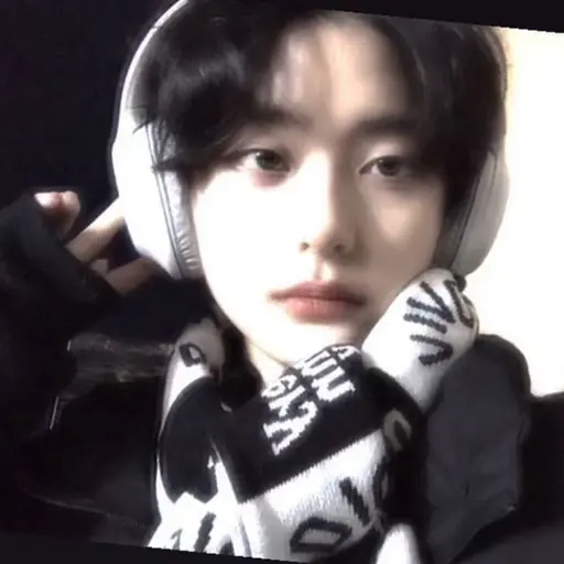 UglyRose3605의 진세현