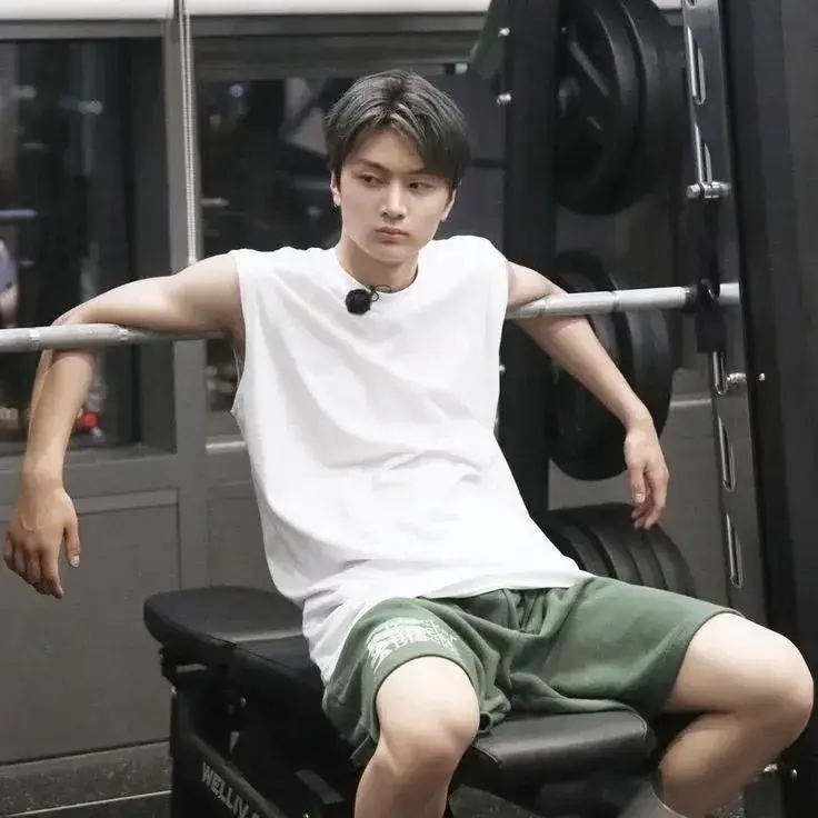 LoudSpice9553의 Caleb