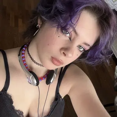 Profile image of Ellie