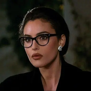 Profile image of Monica