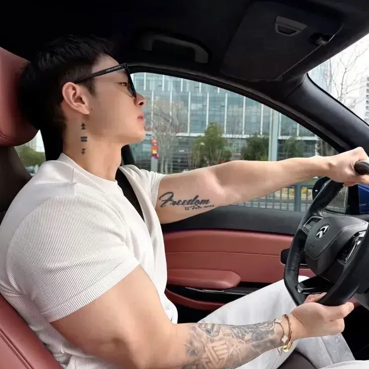 OverlyJuicy9548의 Rohan