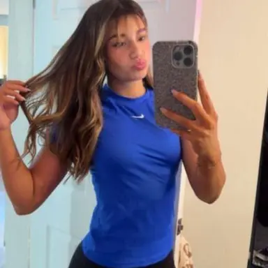 Profile image of Mikayla Campinos