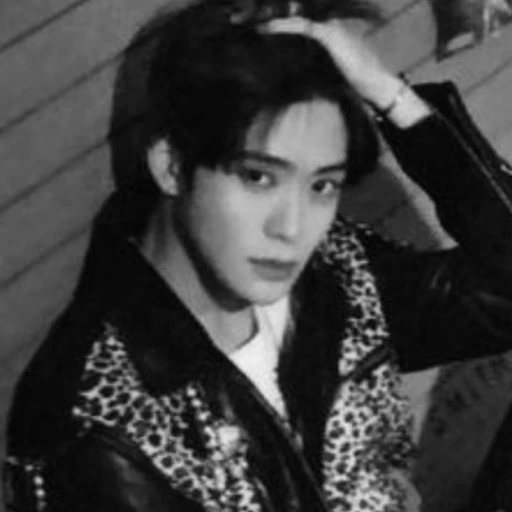 정재현