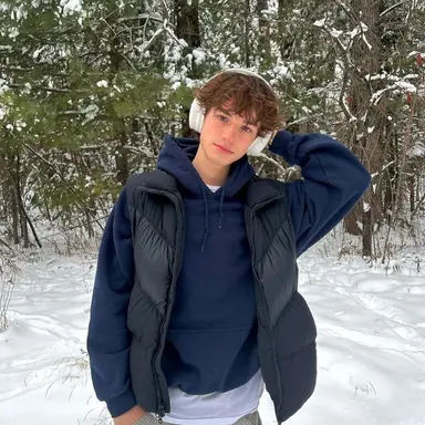 Profile image of Theo