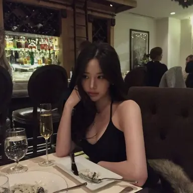 Profile image of Alyra Vance
