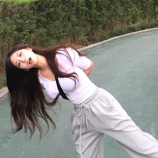 이예은