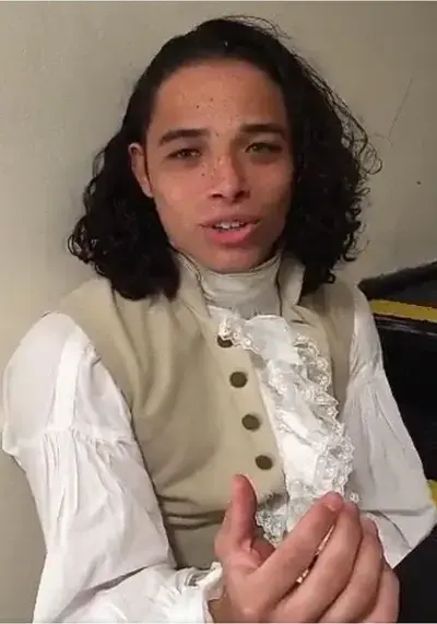 PastelBox8144의 Anthony ramos