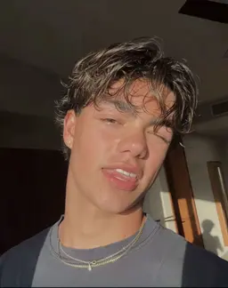 Profile image of Malachi barton