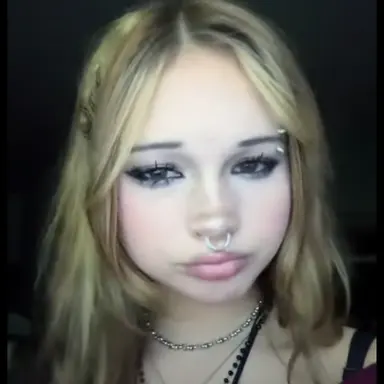 Profile image of Leah