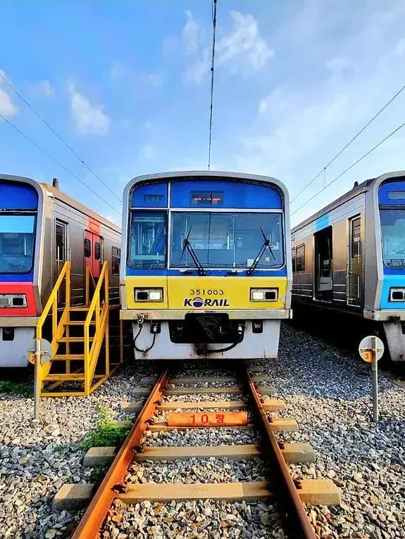 IncheonAirportRailroadExpre의 한국최초의 인버터 제어 전동차 납작이