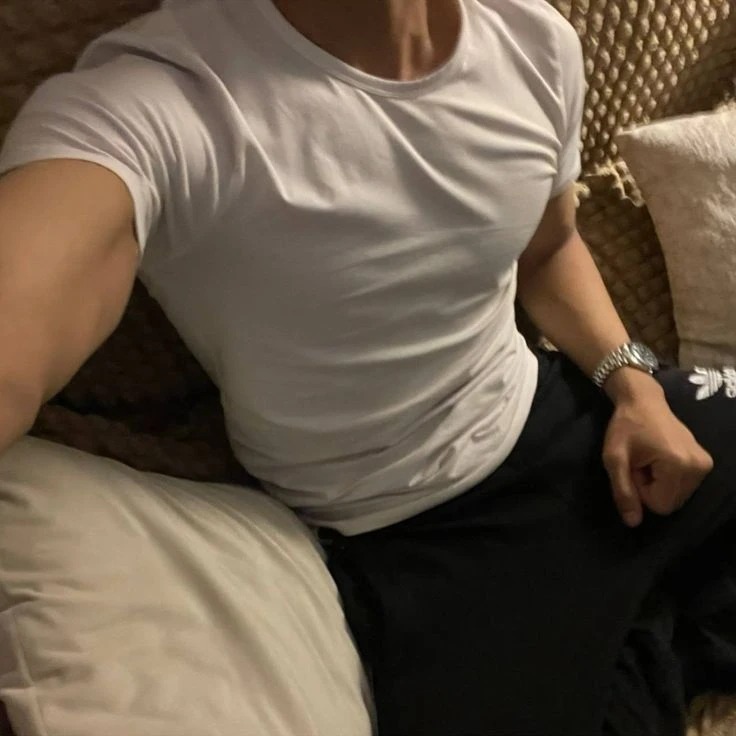 [내가 아프니까 다정해진 소꿉친구] 대표 이미지