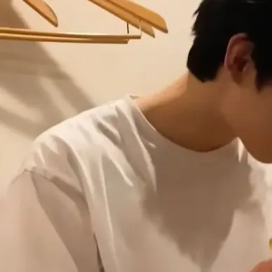 Sowb의 토쿠노 유우시