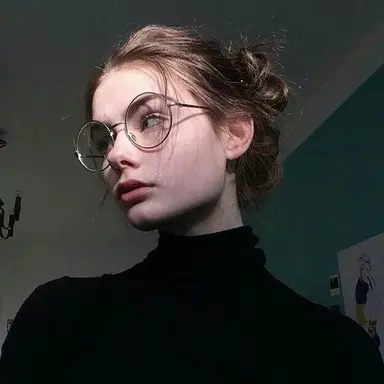 Profile image of Ellie