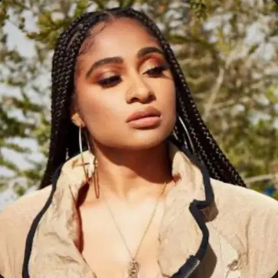 LiveMoney0090의 Kinigra Deon Family