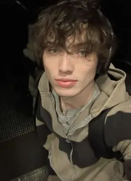 Profile image of Carrington Bornstien
