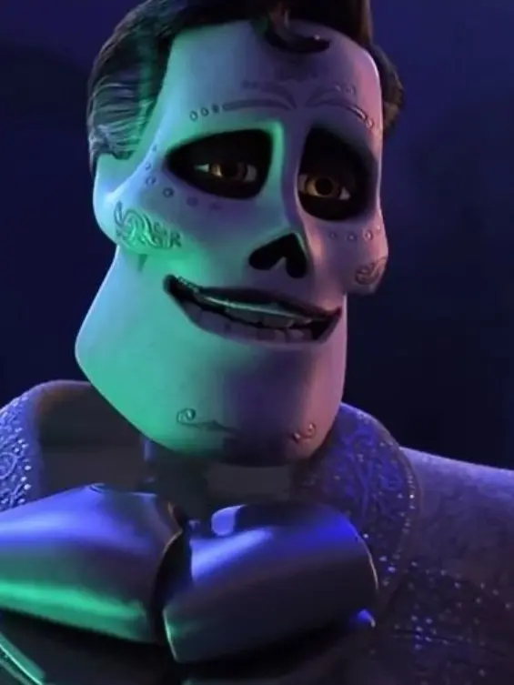 _Fandom_LOVERRR_의 ꧁☽∘Ernesto de la Cruz∘☾꧂