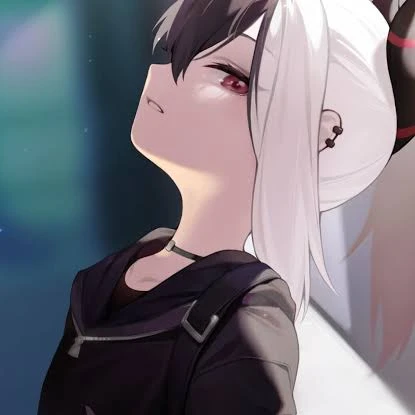 鬼方カヨコ