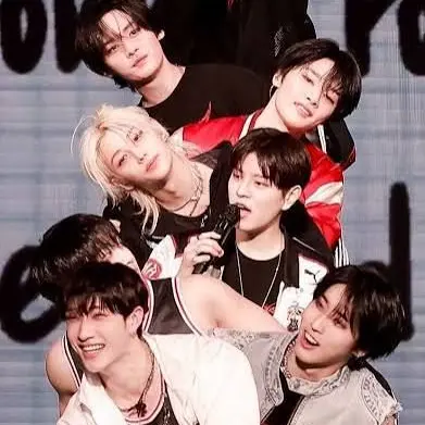 Layla2flyy_.의 SKZ GC