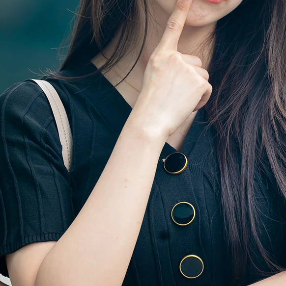 이나경