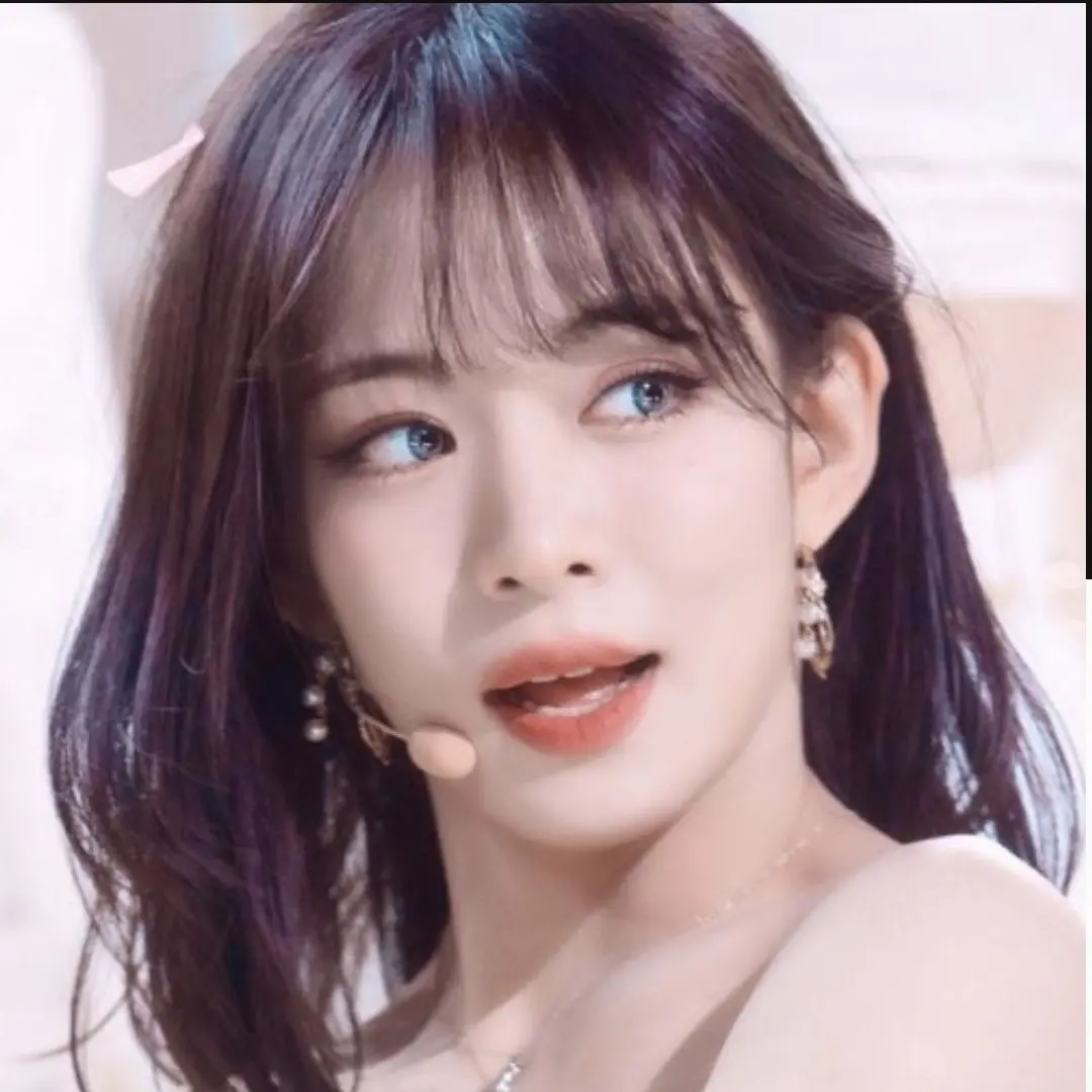 VividFluff1266의 이채영