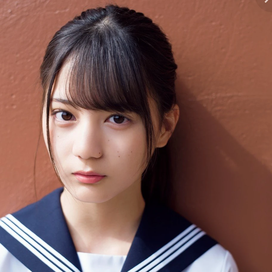 小坂菜緒