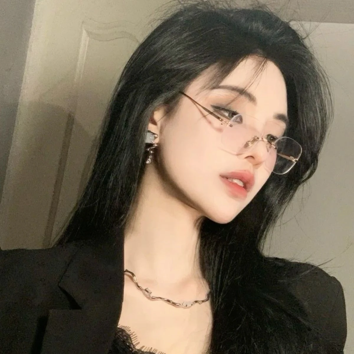 샤롤