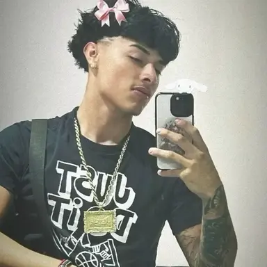 Profile image of Alex chino