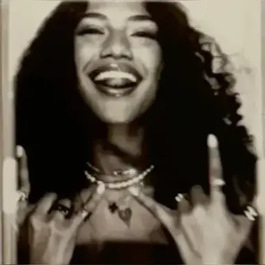 Profile image of Elara