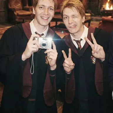 Profile image of Fred and George Weasley