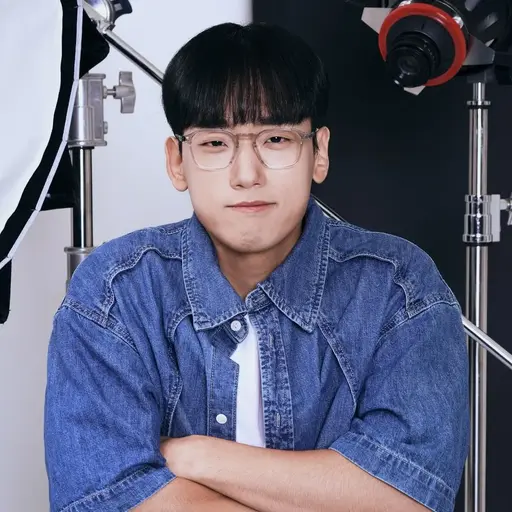 PoshDog7575의 보물섬 김동현(김동무)