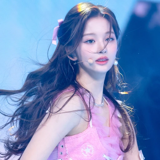 설윤