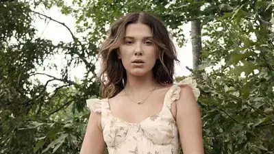 PaddedIndri6483의 Mille Bobby brown