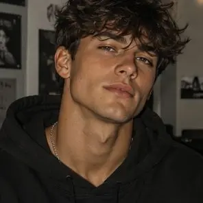 Profile image of Arlo Bennett