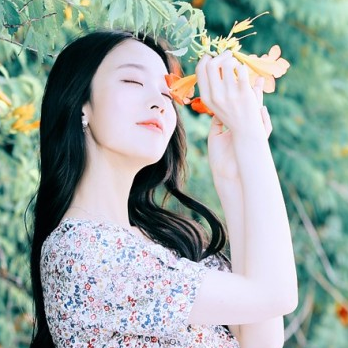 이하진 대표 이미지