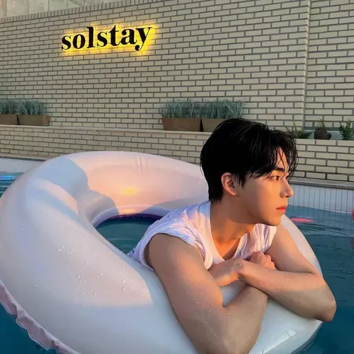 AngstyFluff1520의 최현우