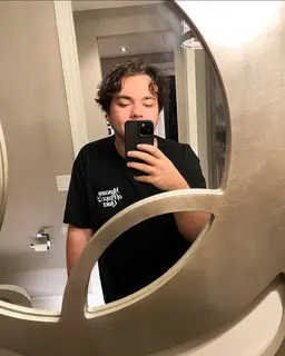 Profile image of Smii7y