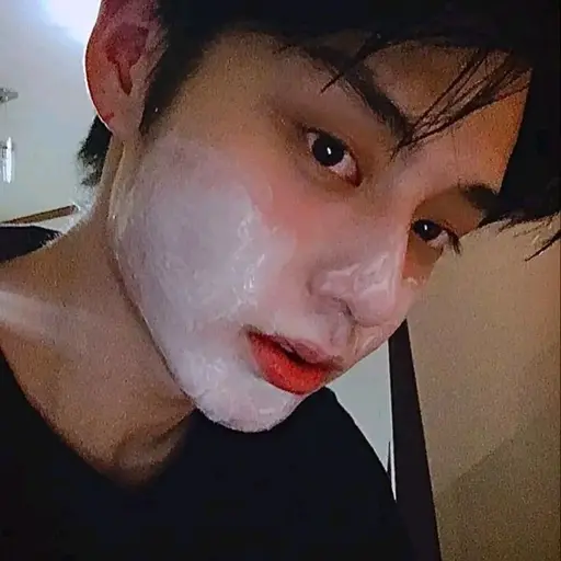 _vzwix_의 김지웅